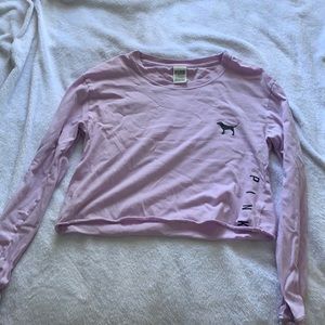 Cropped pink sweatshirt